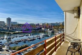 Сдается апартаменты-студия, 40 м²
Расположение
