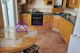 3-к. квартира, 70 м², 5/5 эт.