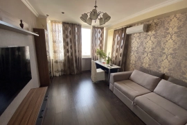 Долгосрочная аренда с евроремонтом.
Уютная и светлая квартира сдается долгосрочно. Есть все необходимое для проживания. Цена 45000, летом 50000. С животными по согласованию. 