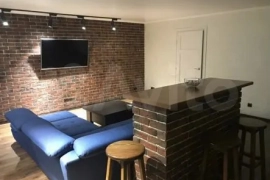 2-к. квартира, 57,2 м², 2/5 эт.