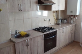 Сдается стильная  1 комнатная просторная квартира.